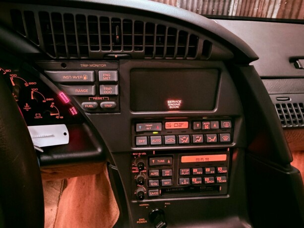 chevrolet-corvette-bensin-1990-big-30