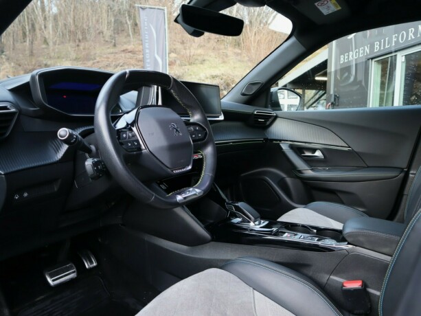 peugeot-2008-elektrisitet-2020-big-7