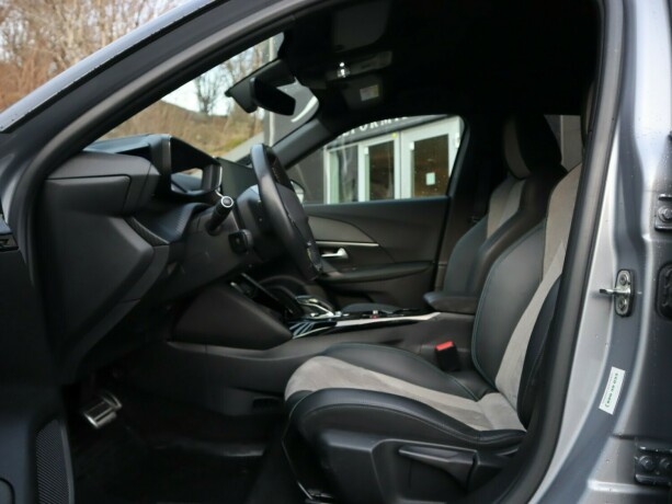 peugeot-2008-elektrisitet-2020-big-6