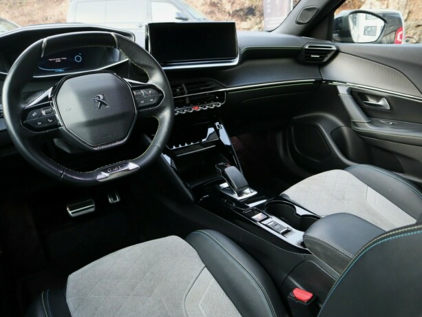 peugeot-2008-elektrisitet-2020-big-8