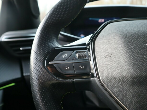 peugeot-2008-elektrisitet-2020-big-11