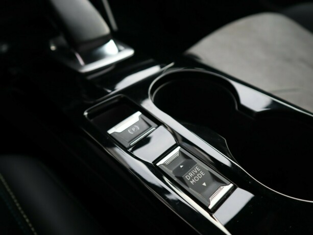 peugeot-2008-elektrisitet-2020-big-16