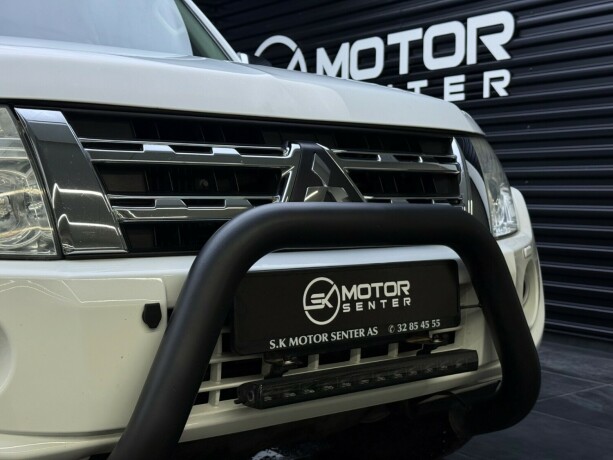 mitsubishi-pajero-diesel-2013-big-4