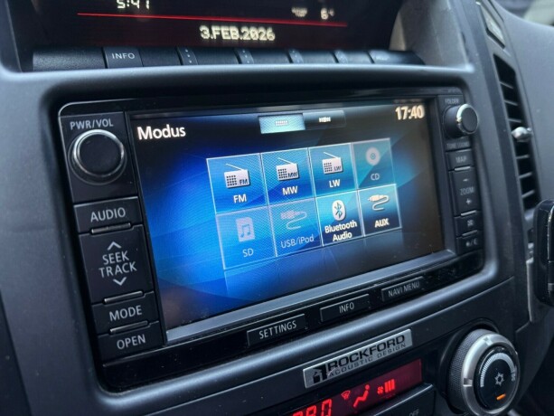 mitsubishi-pajero-diesel-2013-big-20