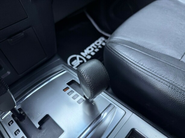 mitsubishi-pajero-diesel-2013-big-25