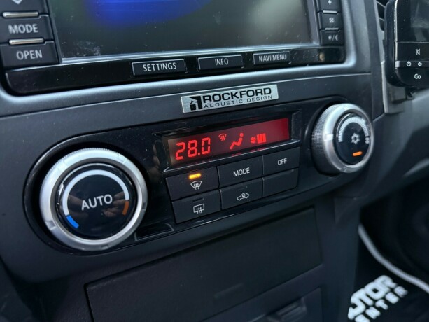 mitsubishi-pajero-diesel-2013-big-22