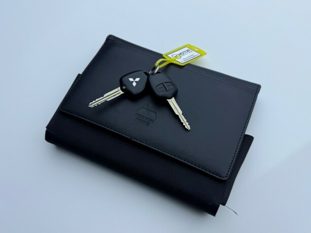 mitsubishi-pajero-diesel-2013-big-32