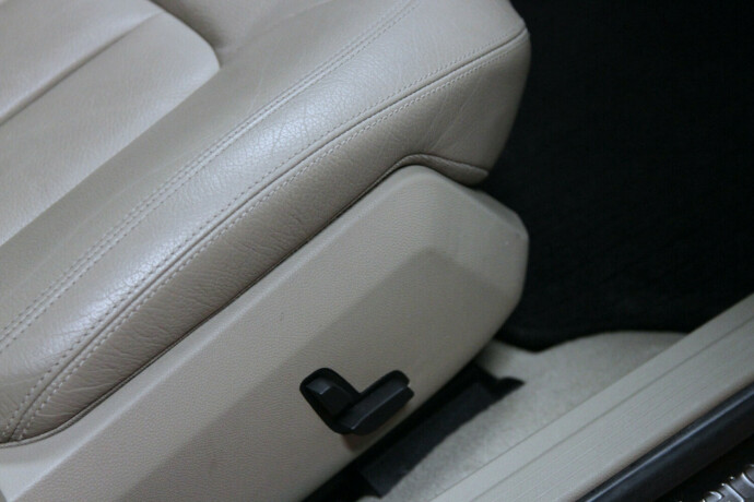 mercedes-benz-cls-diesel-2012-big-9