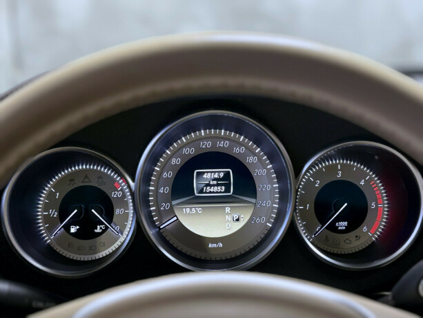 mercedes-benz-cls-diesel-2012-big-23