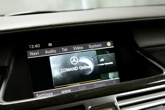 mercedes-benz-cls-diesel-2012-big-14