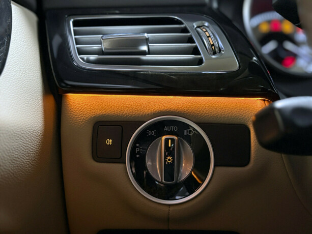 mercedes-benz-cls-diesel-2012-big-26