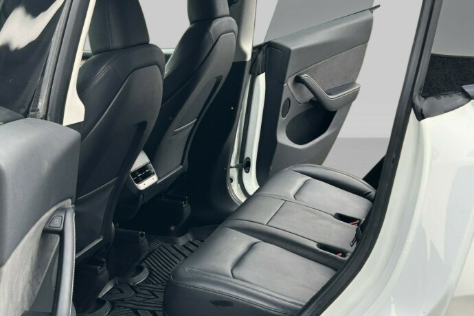 tesla-model-y-elektrisitet-2023-big-13