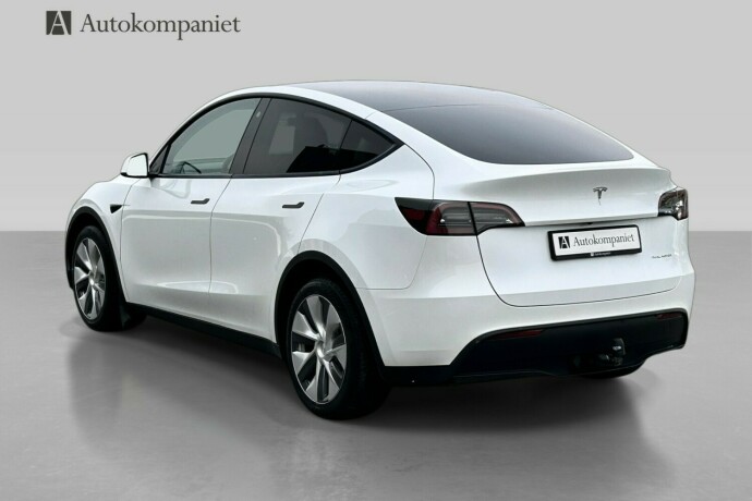 tesla-model-y-elektrisitet-2023-big-4