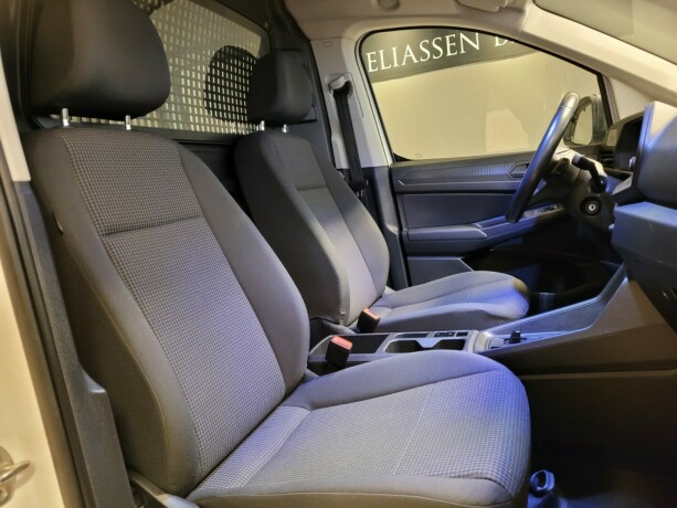 volkswagen-caddy-diesel-2021-big-12