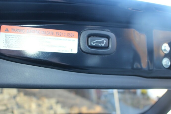 mitsubishi-outlander-elektrisitetbensin-2015-big-9