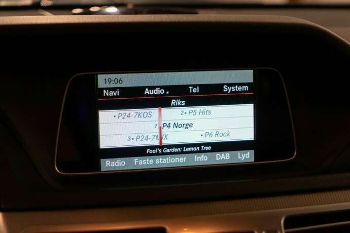 mercedes-benz-e-klasse-diesel-2015-big-11