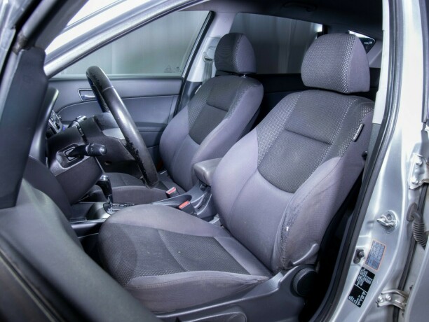 hyundai-i30-diesel-2012-big-40