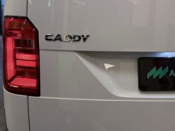 volkswagen-caddy-maxi-diesel-2018-big-22