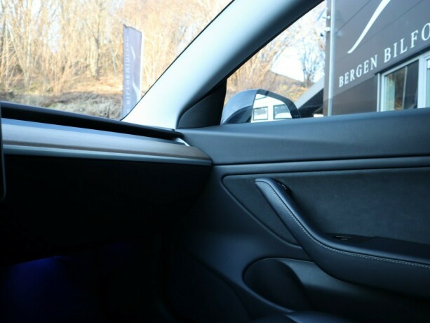 tesla-model-3-elektrisitet-2019-big-14