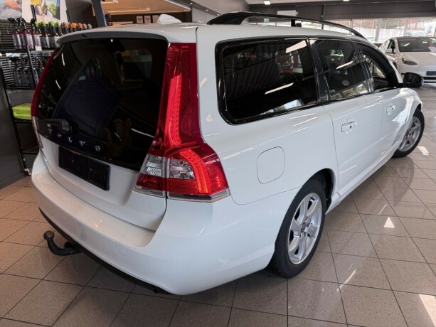 volvo-v70-diesel-2015-big-6