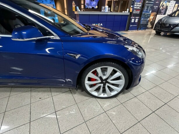 tesla-model-3-elektrisitet-2019-big-7