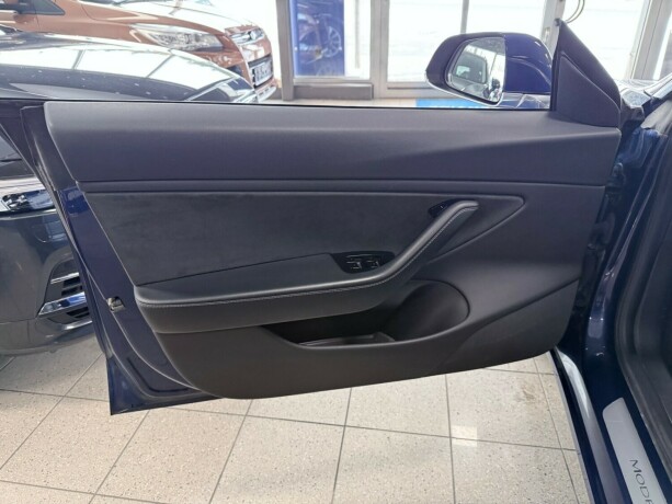 tesla-model-3-elektrisitet-2019-big-9