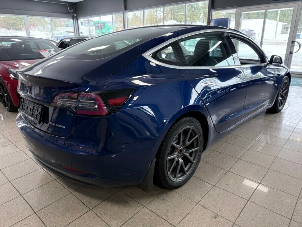 tesla-model-3-elektrisitet-2019-big-6