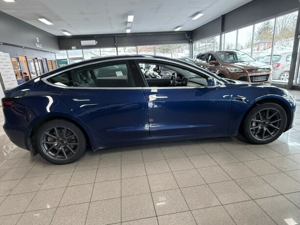 tesla-model-3-elektrisitet-2019-big-7