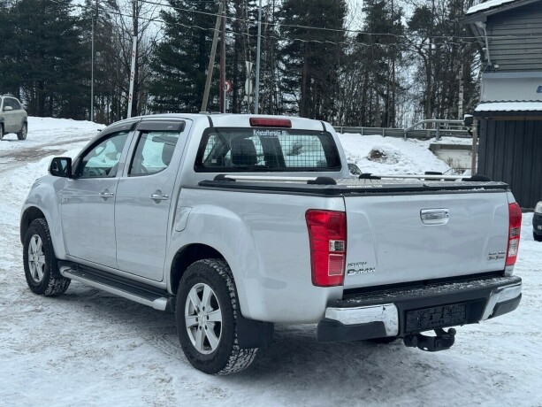 isuzu-d-max-diesel-2014-big-4