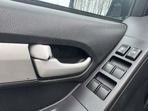 isuzu-d-max-diesel-2014-big-29