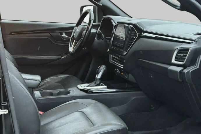 isuzu-d-max-diesel-2021-big-12