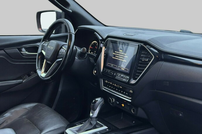 isuzu-d-max-diesel-2021-big-13