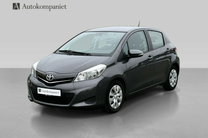 toyota-yaris-bensin-2013-big-2