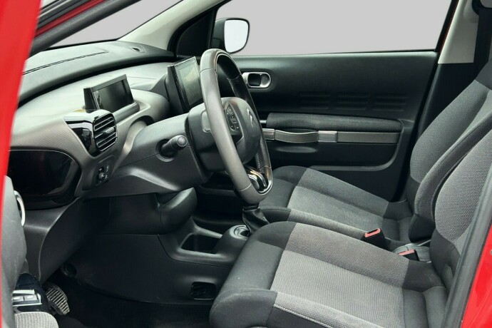 citroen-c4-cactus-bensin-2016-big-9