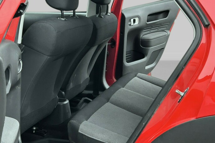 citroen-c4-cactus-bensin-2016-big-14