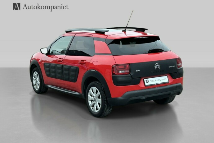citroen-c4-cactus-bensin-2016-big-4