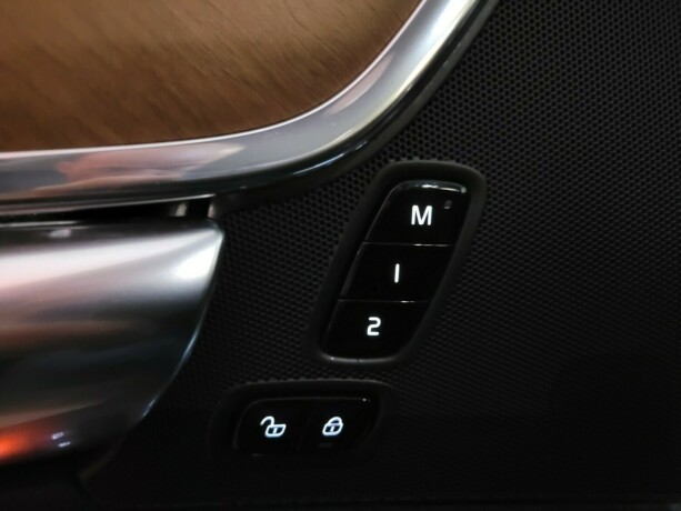 volvo-v90-plug-in-petrol-2019-big-23