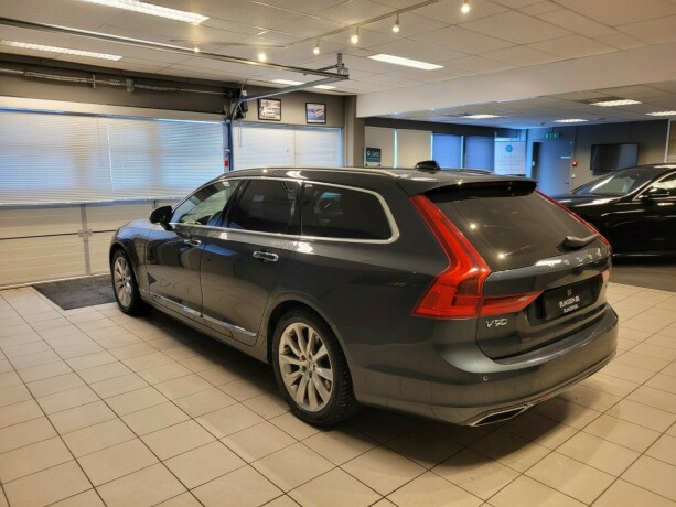 volvo-v90-plug-in-petrol-2019-big-7