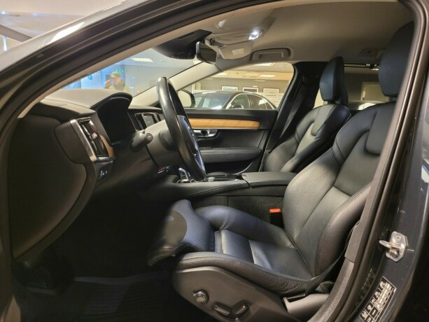 volvo-v90-plug-in-petrol-2019-big-21