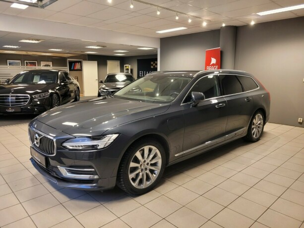 volvo-v90-plug-in-petrol-2019-big-8