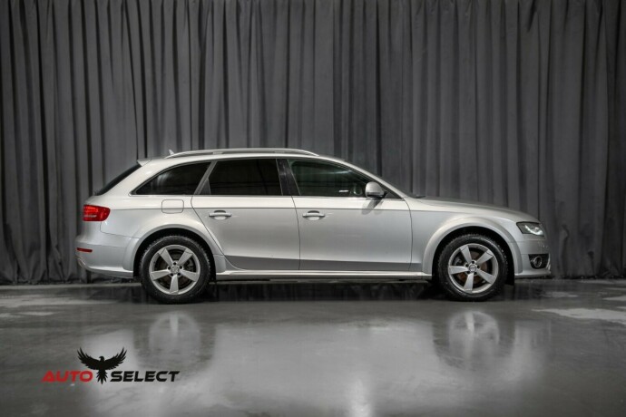 audi-a4-allroad-diesel-2010-big-11