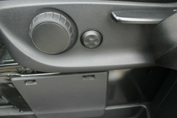 mercedes-benz-vito-diesel-2018-big-11