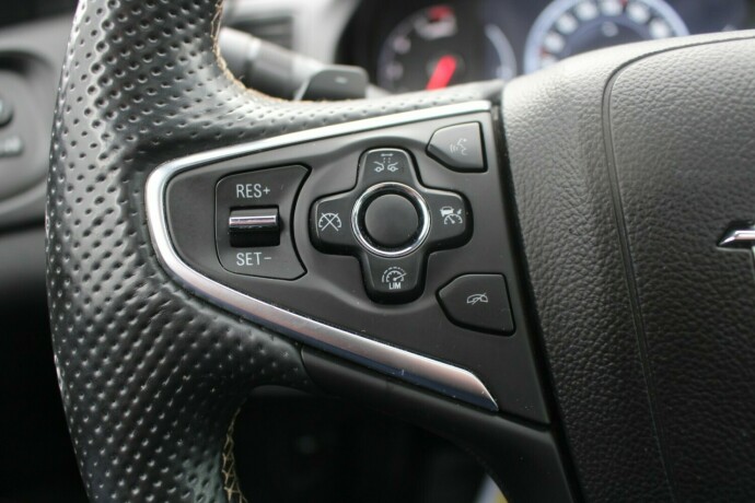 opel-insignia-diesel-2014-big-17