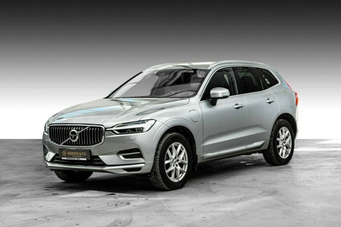 volvo-xc-60-elektrisitetbensin-2019-big-0