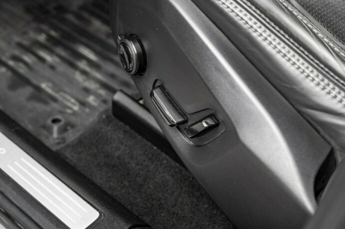 volvo-xc-60-elektrisitetbensin-2019-big-26