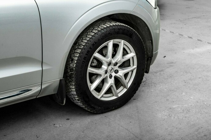 volvo-xc-60-elektrisitetbensin-2019-big-11