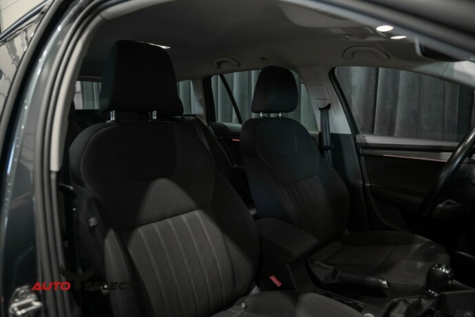 skoda-octavia-diesel-2019-big-19