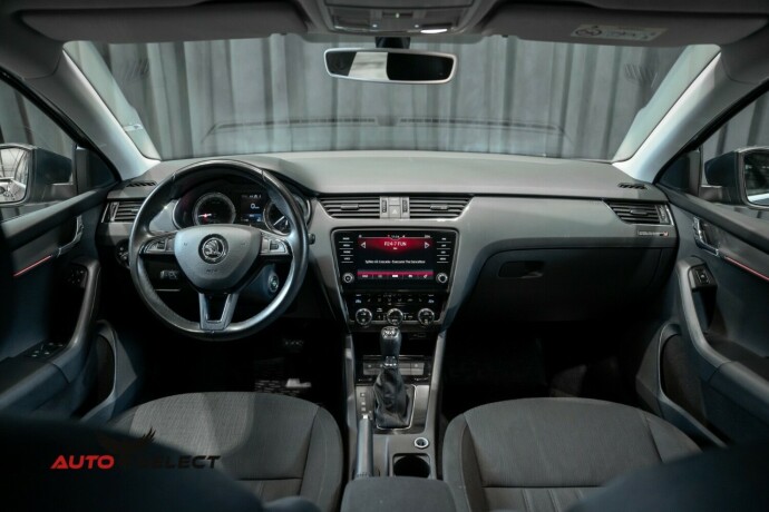 skoda-octavia-diesel-2019-big-30