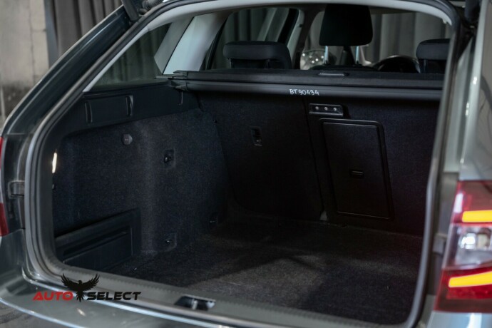 skoda-octavia-diesel-2019-big-10