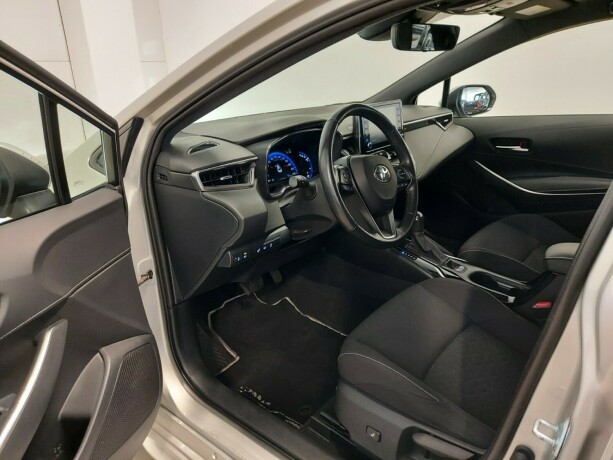 toyota-corolla-elektrisitetbensin-2020-big-15